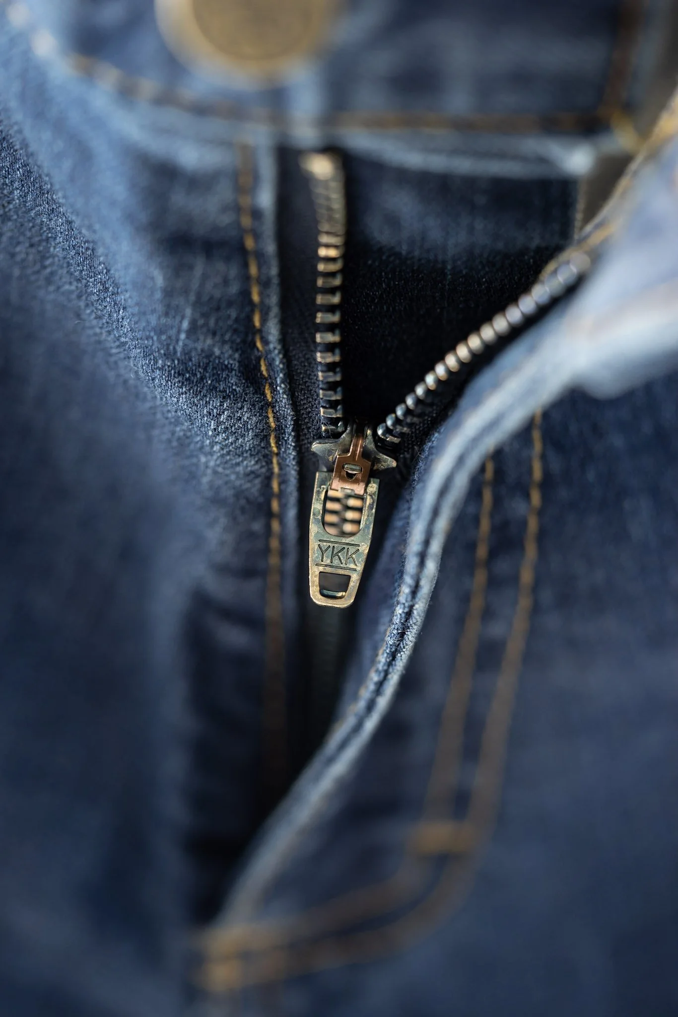 Slim Fit Medium Wash - Image 10